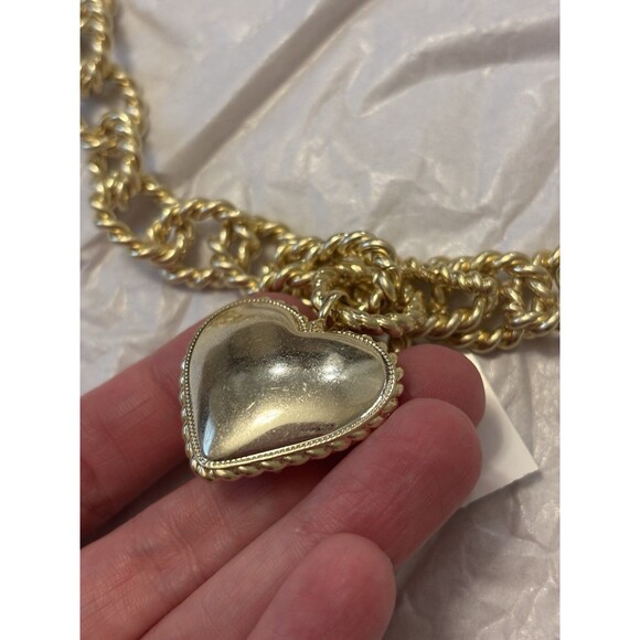 KENDRA SCOTT Haisley Heart Gold Statement Necklace Blush Mother-of-Pearl NWT - Picture 7 of 10
